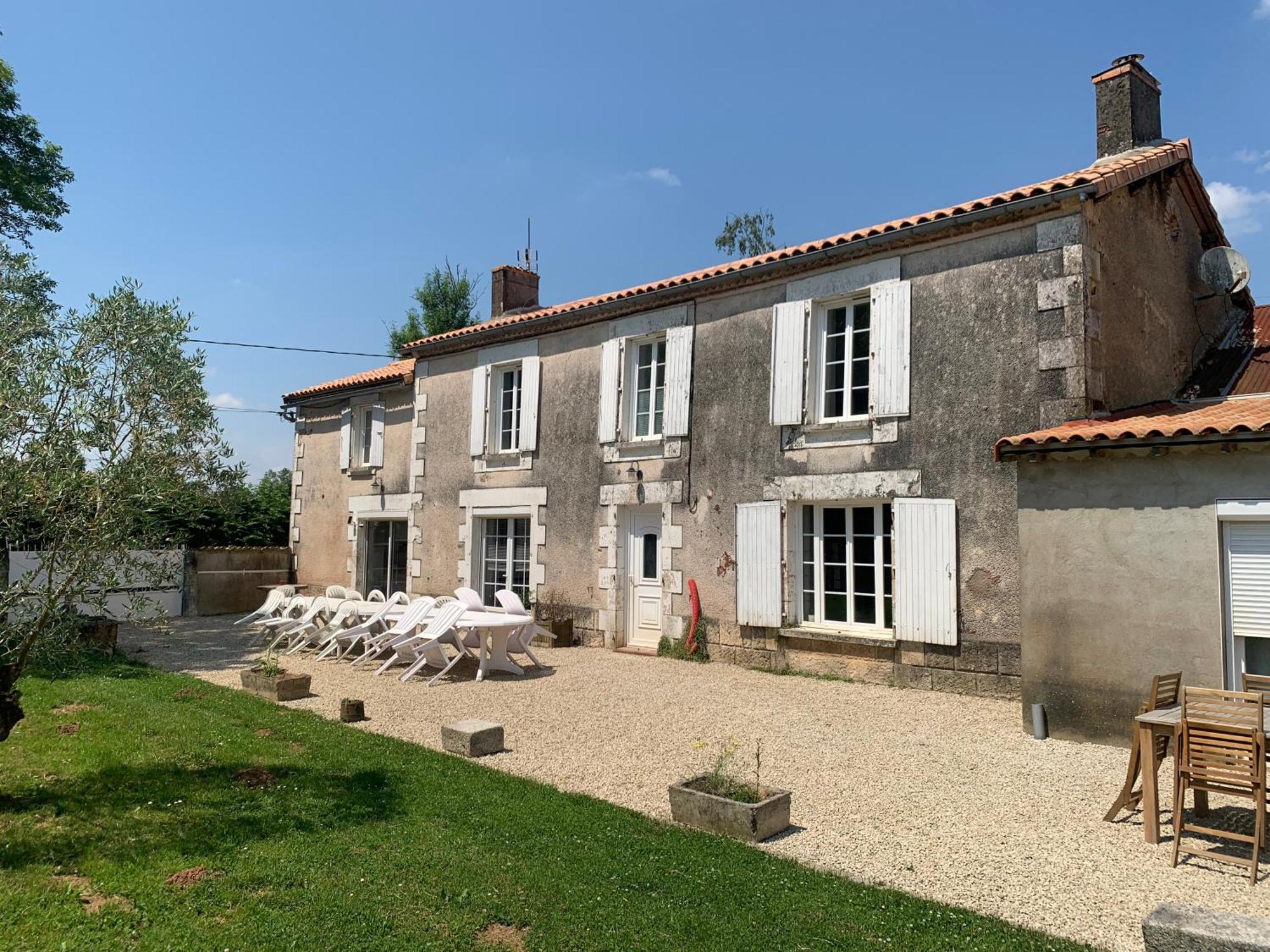 Une Chambre Au Calme En Gatine Deux-Sevrienne Vouhe  Exterior photo